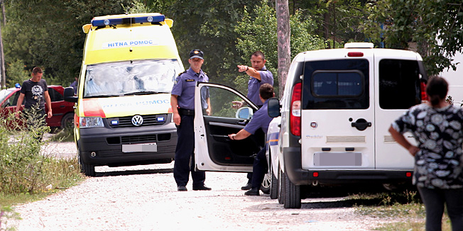 Karlovac, 16.07.2012 - Tucnjava i pucnjava izmedju roma u romskom naselju Orlovac sa tri ozlijedjene osobe